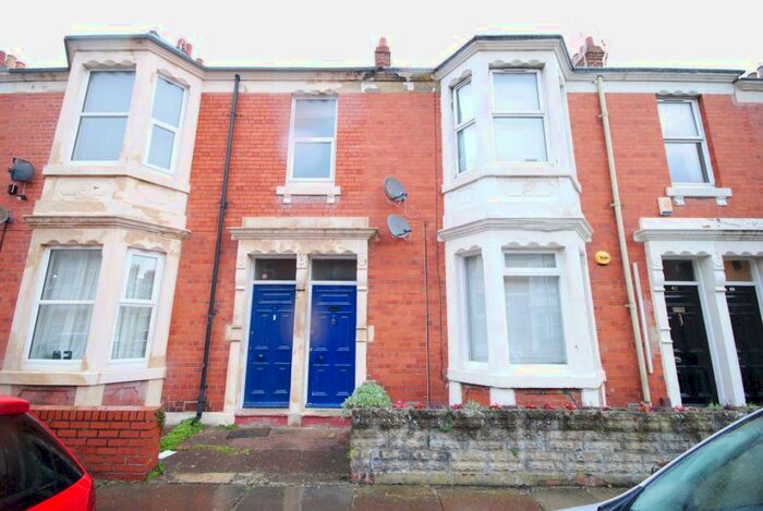 5 Bedroom Property To Rent In Hazelwood Avenue, Newcastle Upon Tyne, NE2