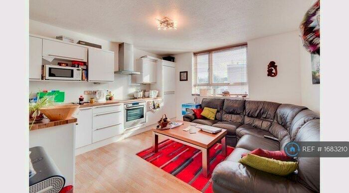 2 Bedroom Flat To Rent In Bellmore Court A, Croydon, CR0