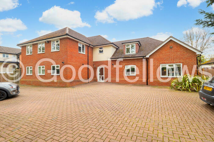 2 Bedroom Apartment To Rent In Wildoaks House, London Road, Sutton, Surrey, SM3