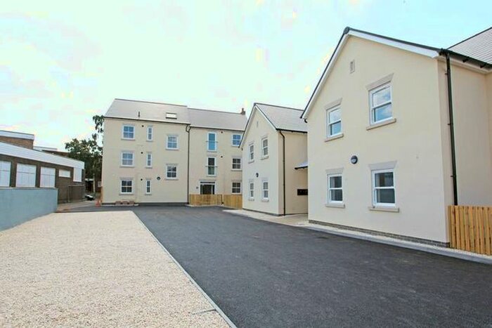 2 Bedroom Flat To Rent In Cobblers Court, Wellington, Telford, TF1
