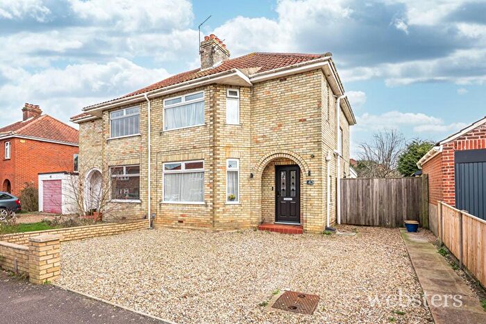 3 Bedroom Semi Detached House For Sale In St. Albans Road, Norwich, NR1