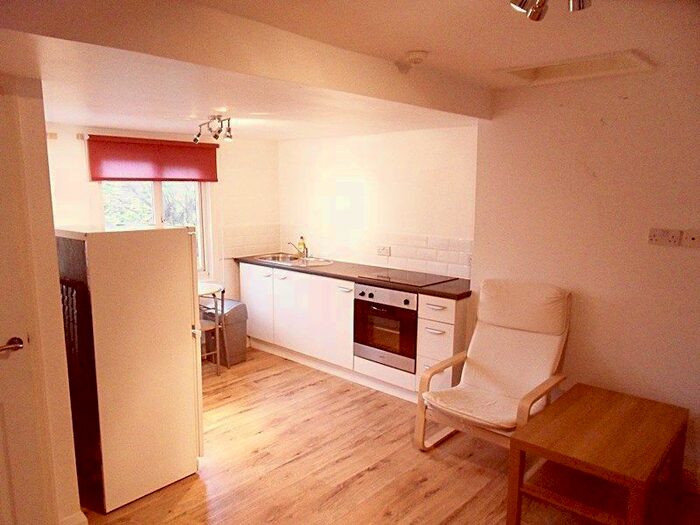 1 Bedroom Flat To Rent In Macklin Street, Derby, DE1
