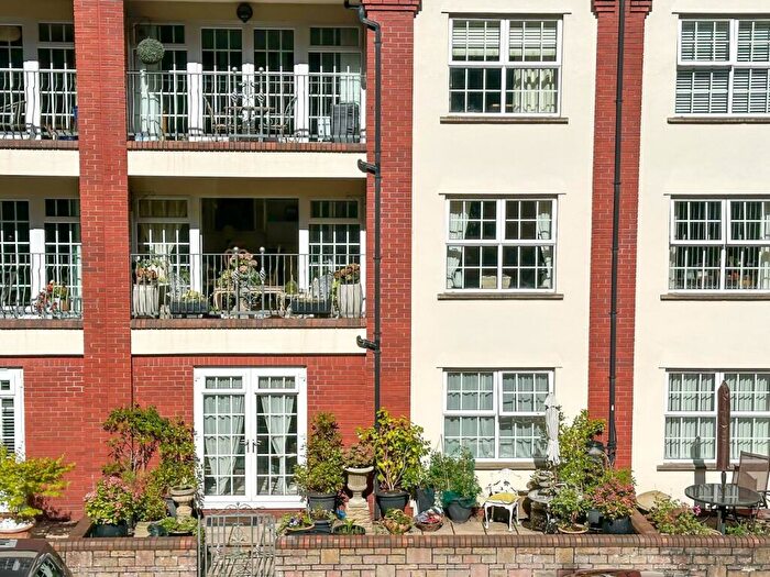2 Bedroom Apartment For Sale In Nore Road, Portishead, North Somerset, BS20