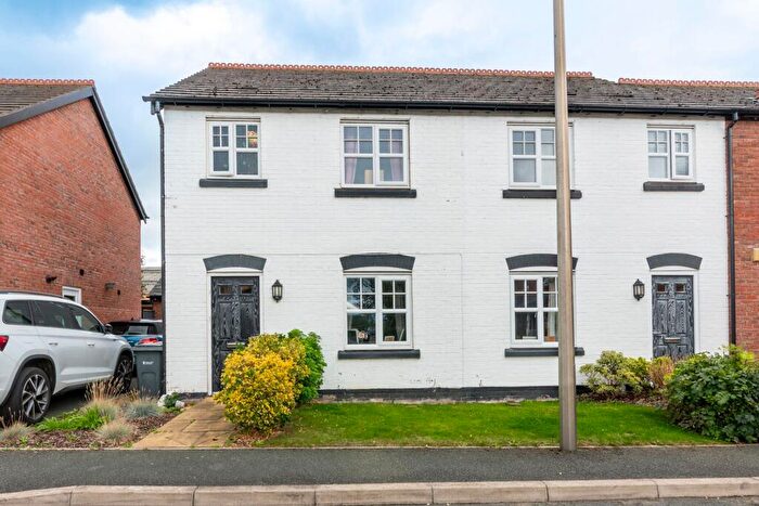 3 Bedroom Semi-Detached House For Sale In Granary Close, Milton Green, CH3