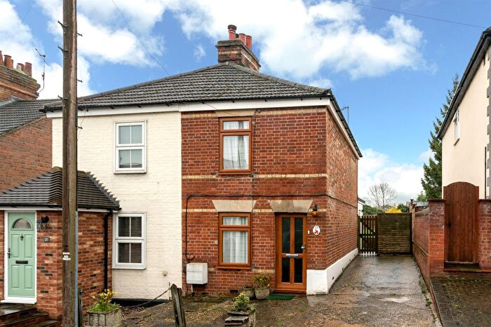 2 Bedroom Semi-Detached House To Rent In Astley Road, Boxmoor, Hemel Hempstead, HP1