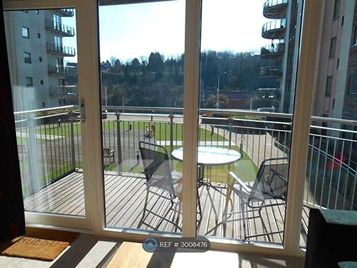 2 Bedroom Flat To Rent In Watkiss Way, Cardiff, CF11
