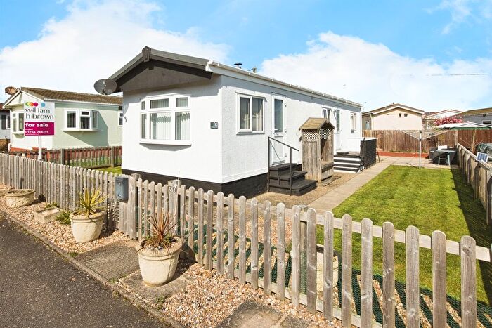 1 Bedroom Mobile/park Home For Sale In Sea Lane, Ingoldmells, Skegness, PE25