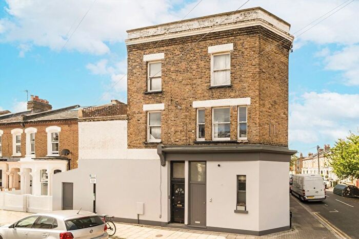 2 Bedroom Flat For Sale In Probert Road, Brixton, SW2