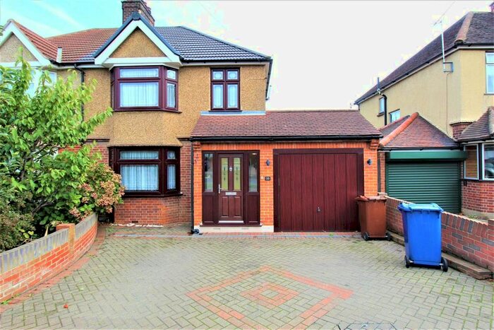 3 Bedroom Semi-Detached House To Rent In Langthorne Crescent, Grays, RM17