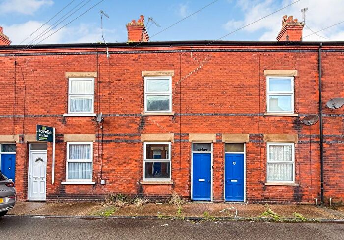 3 Bedroom Terraced House For Sale In Cross Street, Skegness, Lincolnshire, PE25