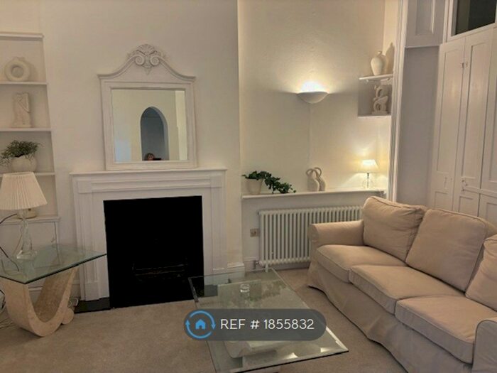 1 Bedroom Flat To Rent In Clarendon Gardens, London, W9