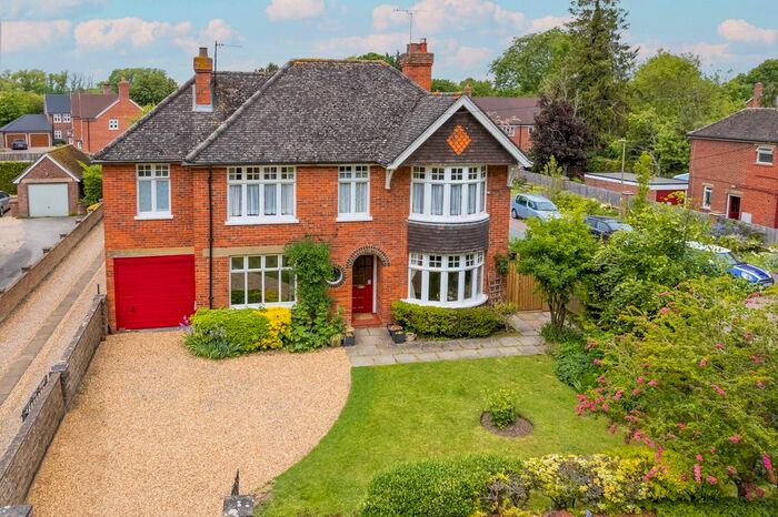 4 Bedroom Detached House For Sale In Mardale, Wantage, OX12