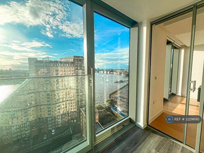 1 Bedroom Flat To Rent In Marsh Wall, London, E14