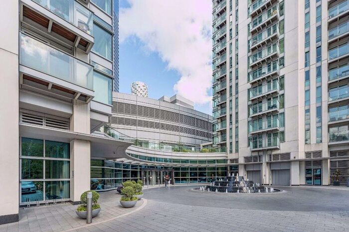 Garage / Parking To Rent In Pan Peninsula Square, Canary Wharf, London, E14