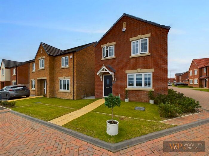 3 Bedroom Detached House For Sale In Welbourn Gardens, Driffield, YO25