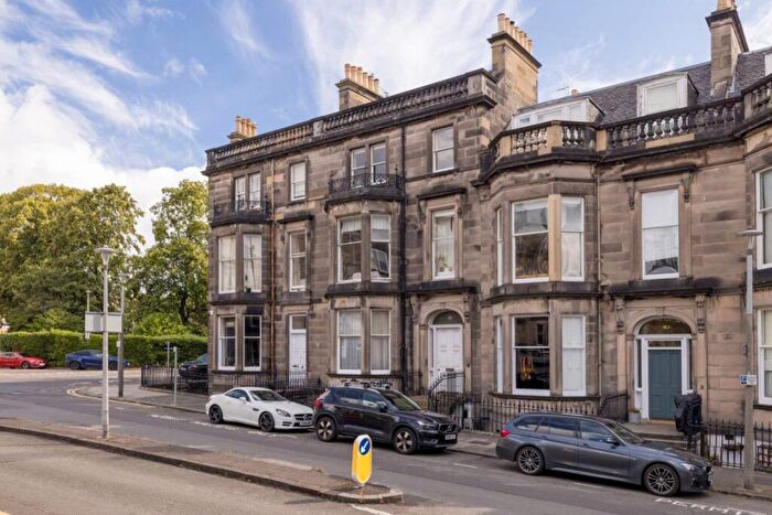 2 Bedroom Flat To Rent In Coates Gardens, West End, Edinburgh, EH12