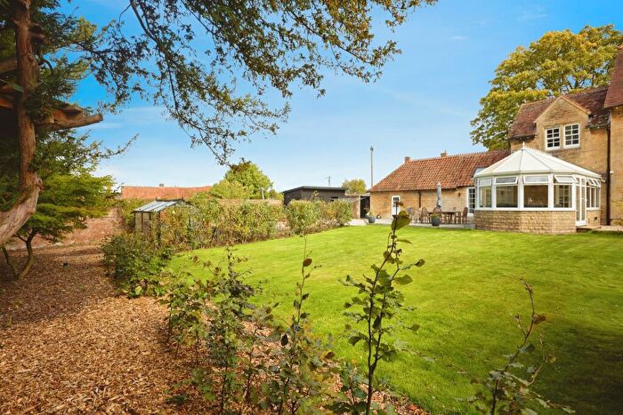 4 Bedroom Semi Detached House For Sale In Alfred Street, Westbury, BA13