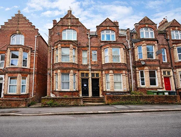 2 Bedroom Flat For Sale In Flat, Haldon Road, Exeter, Devon, EX4