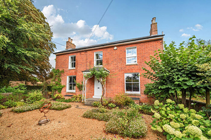 4 Bedroom Detached House For Sale In Potterne, SN10