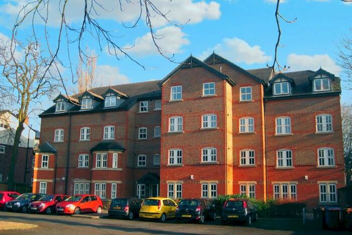 2 Bedroom Flat To Rent In 2 Bed &ndash; Maple Gardens, 411, Wilmslow Road, Withington M20