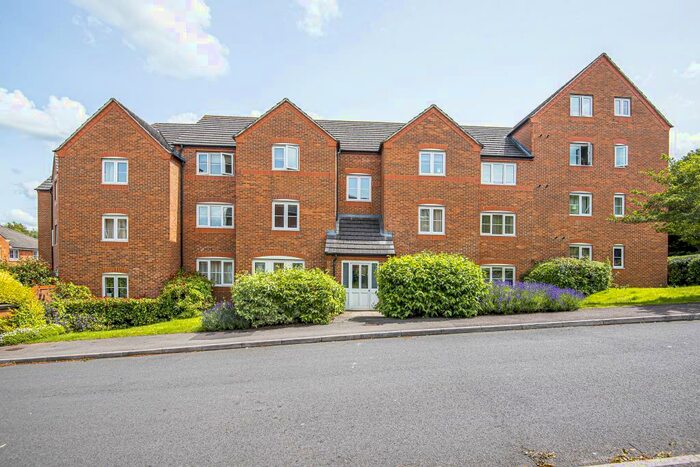 2 Bedroom Apartment To Rent In Sherwood Place, Headington, OX3