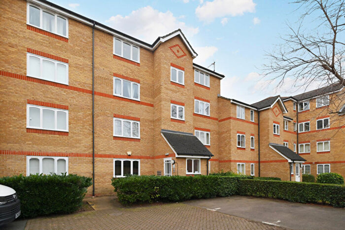 1 Bedroom Flat To Rent In Telegraph Place, London, E14