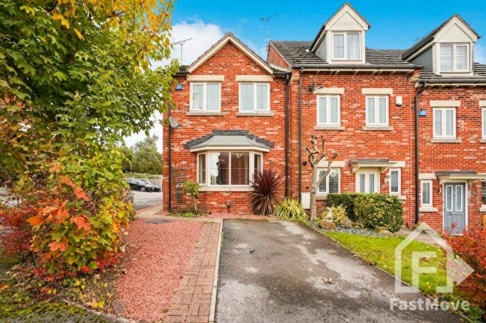 3 Bedroom End Of Terrace House For Sale In Cambourne Place, Mansfield, Nottinghamshire, NG18