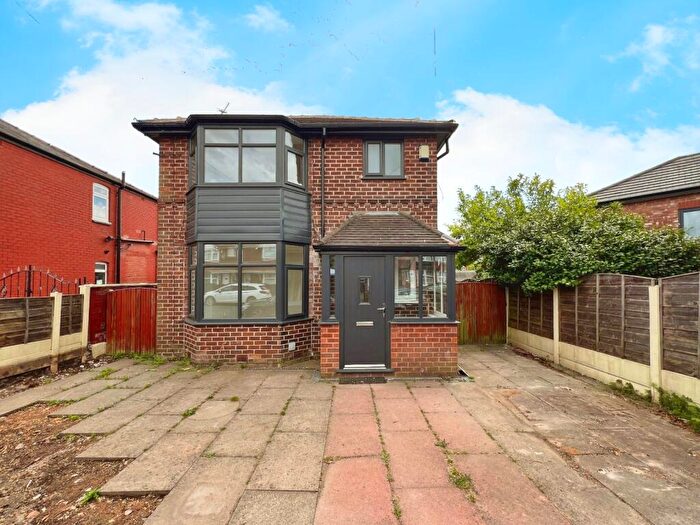 3 Bedroom Detached House For Sale In Orient Road, Salford, M6