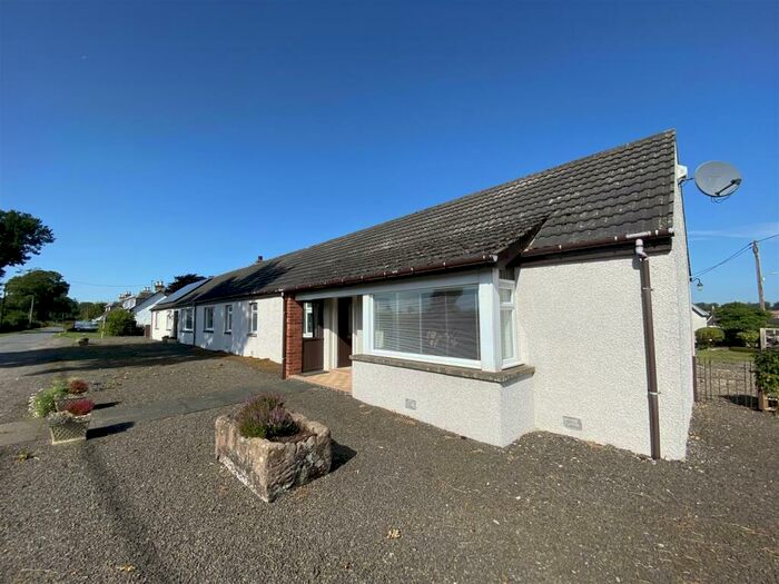 4 Bedroom Semi-Detached Bungalow To Rent In Old Church Road, Wolfhill, Perth, PH2