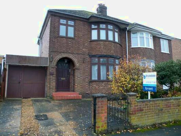 3 Bedroom Semi-Detached House To Rent In Gloucester Road, Peterborough, PE2