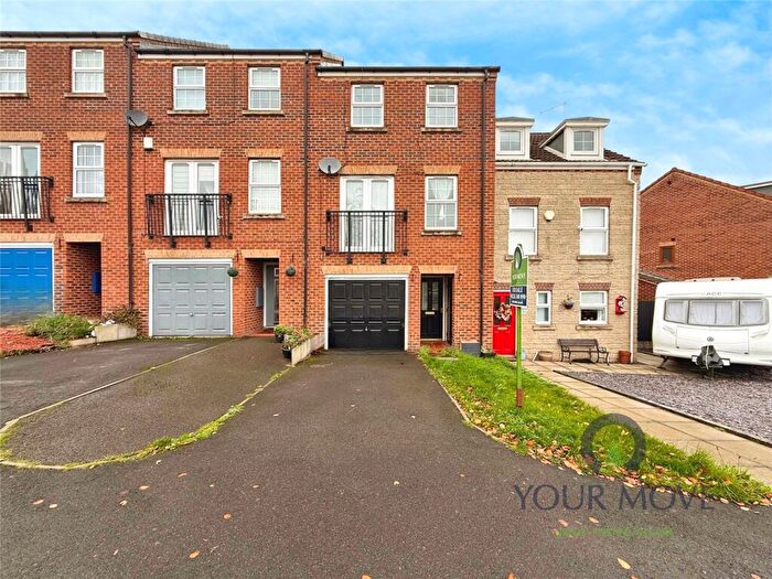 4 Bedroom Terraced House For Sale In Redhill Avenue, Barnsley, South Yorkshire, S70
