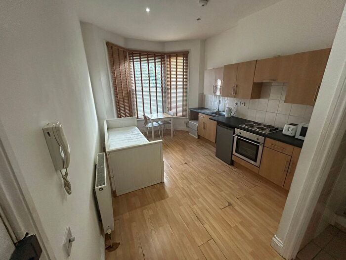 Studio To Rent In Lisgar Terrace, London, W14