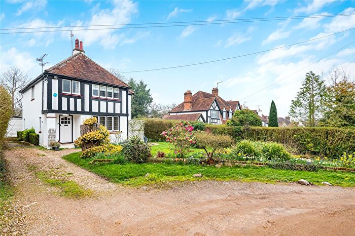 4 Bedroom Detached House To Rent In The Rose Walk, Radlett, Hertfordshire, WD7