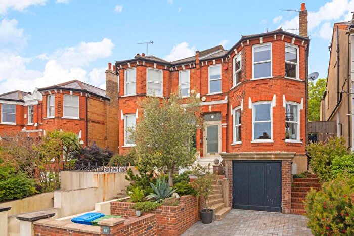 5 Bedroom House For Sale In Underhill Road, East Dulwich, London, SE22
