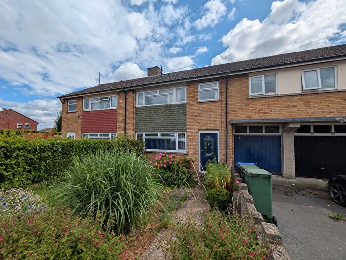3 Bedroom Property To Rent In Brook Street, Chippenham, SN14