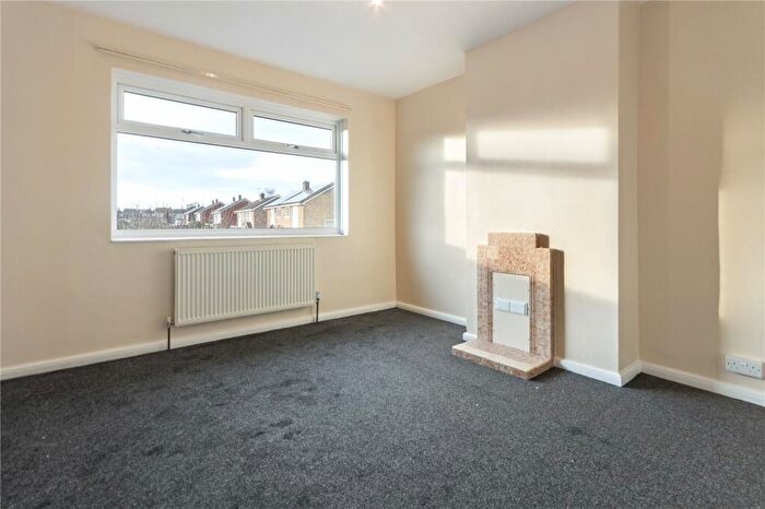 2 Bedroom End Of Terrace House To Rent In Pershore Avenue, Grimsby, North East Lincs, DN34