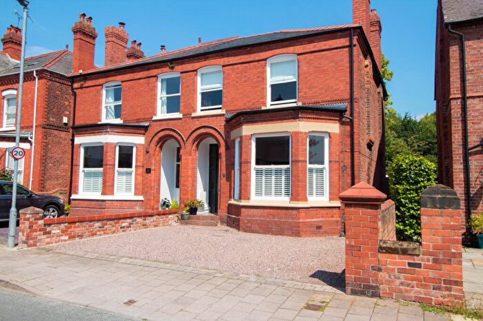 5 Bedroom Semi Detached House For Sale In Vicarage Road, Hoole, Chester, CH2