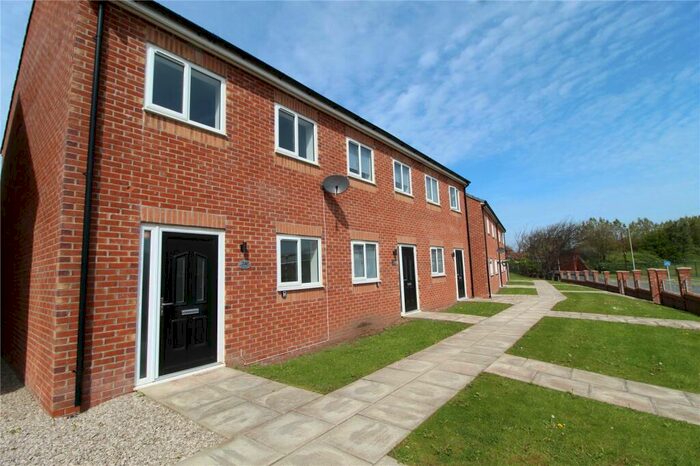 3 Bedroom End Of Terrace House To Rent In Devonshire Road, Blackpool, FY3