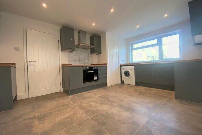 3 Bedroom Property To Rent In Eldred Drive, Orpington, BR5