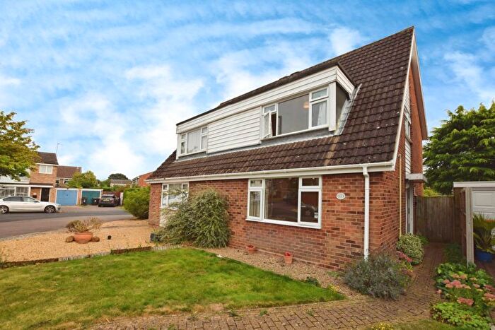 3 Bedroom Property To Rent In Lincroft, Oakley Village, Bedfordshire, MK43