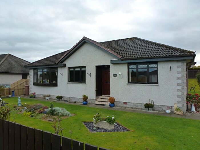 3 Bedroom Bungalow To Rent In Miller Road, Inshes, Inverness, IV2