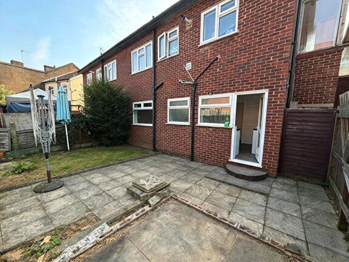 2 Bedroom Maisonette To Rent In Putney Road, EN3