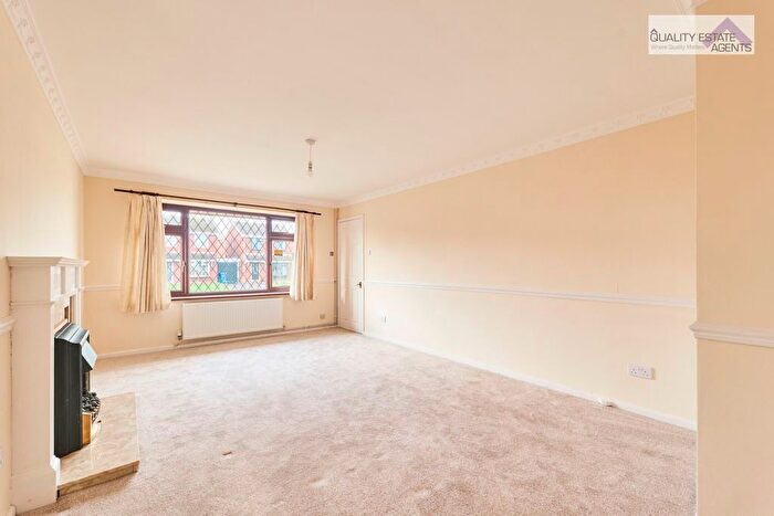 2 Bedroom Bungalow For Sale In Java Crescent, Trentham, Stoke-On-Trent, ST4