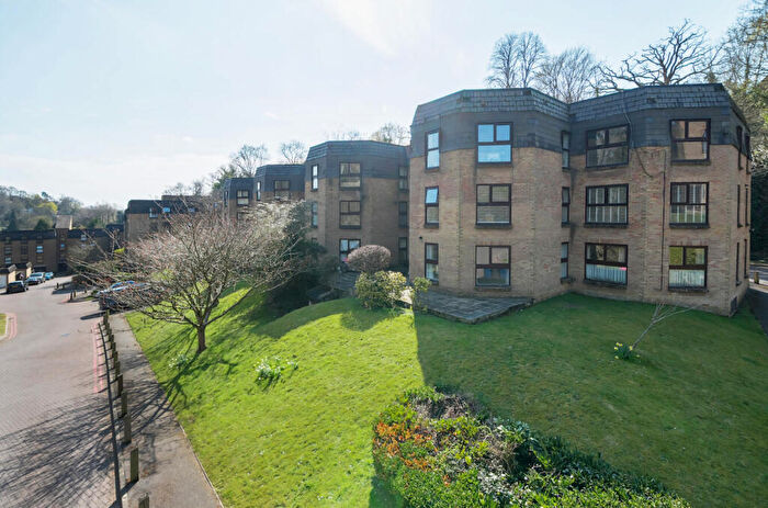 2 Bedroom Flat For Sale In Chapel Fields, Charterhouse Road, Godalming, Surrey, GU7