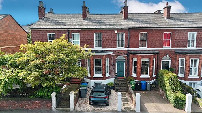 4 Bedroom Terraced House For Sale In Hale Road, Hale, WA15