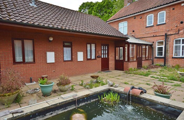Bungalow To Rent In Limetree Bungalow, Melton Constable, NR24