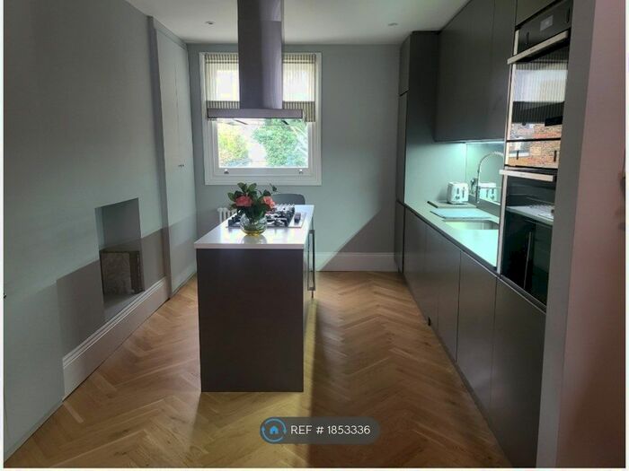 2 Bedroom Maisonette To Rent In Shirland Road, London, W9