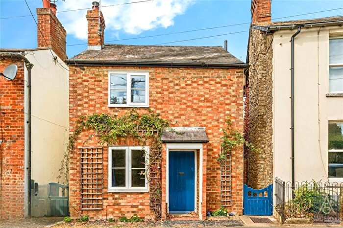 3 Bedroom Detached House For Sale In Main Street, Chackmore, Buckingham, MK18