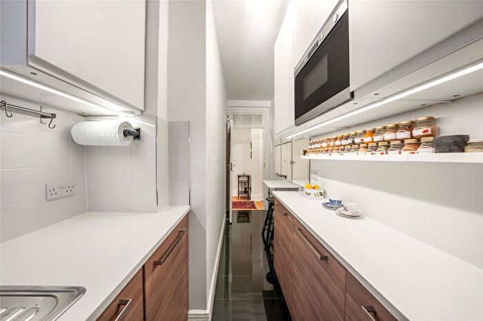 1 Bedroom Flat For Sale In Florence Court, Maida Vale, London, W9