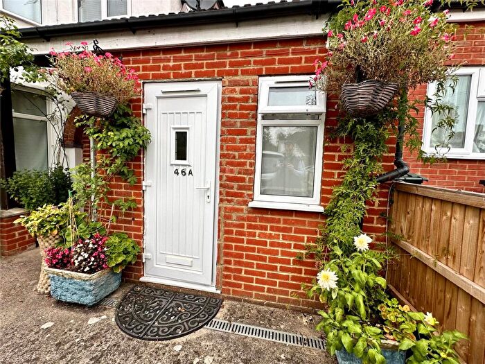 Studio To Rent In Stanhope Road, Reading, Berkshire, RG2